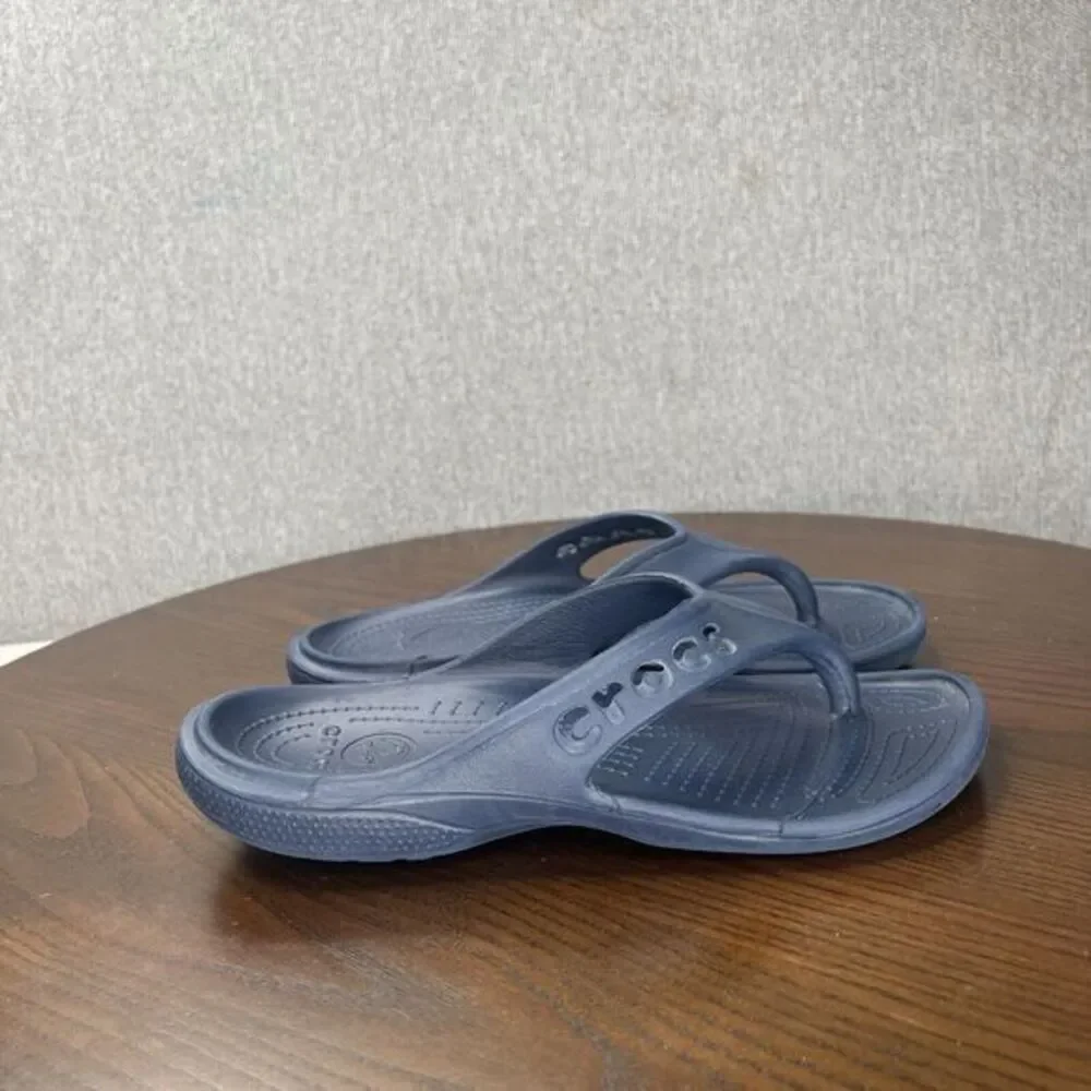 Crocs Baya Sandals Women's 7 Blue Comfort Thong Flip Flop Slip On‎ Water Shoe
